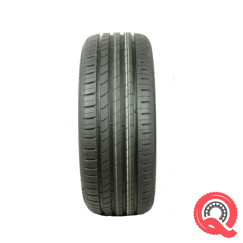 225-45R17 KUMHO HS51