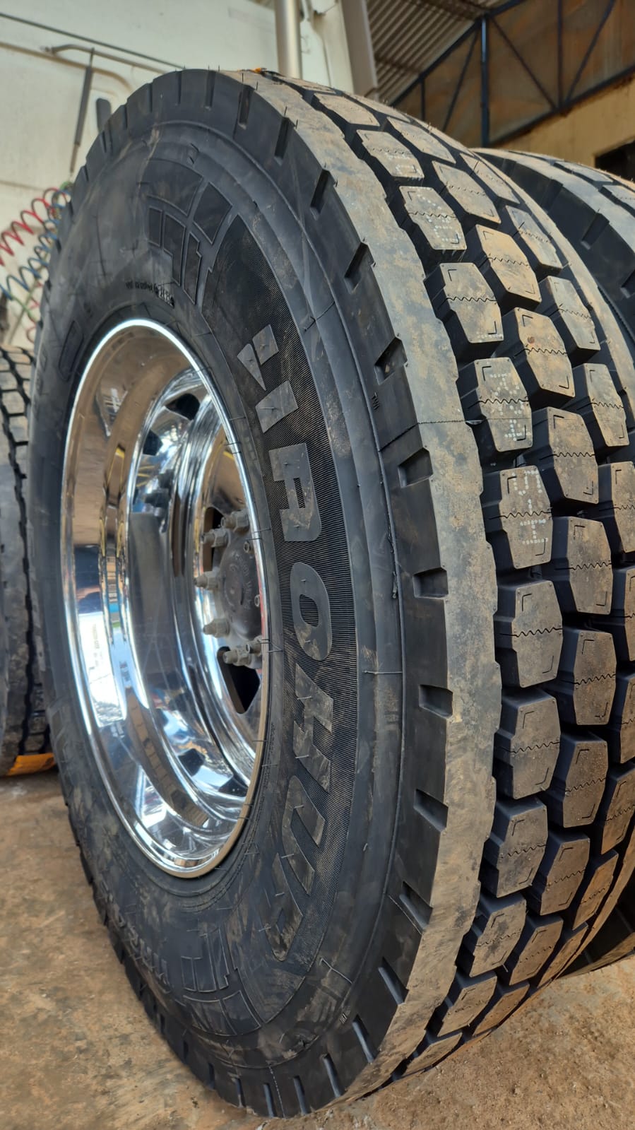 11R22.5 HAOHUA GD19 TRACCIÓN