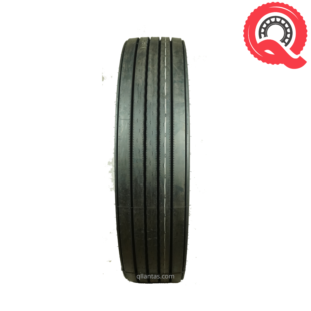11R24.5 ROADMASTER RM832